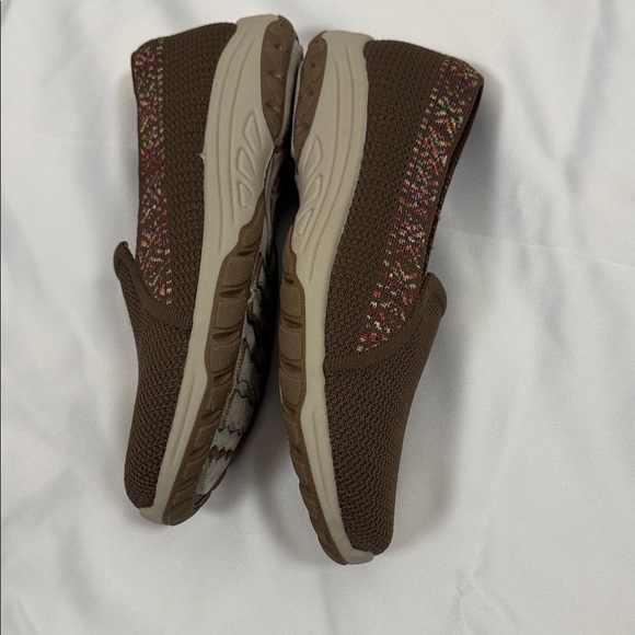 Skechers Women's Brown Slip-On Sneakers like New - Picture 9 of 10
